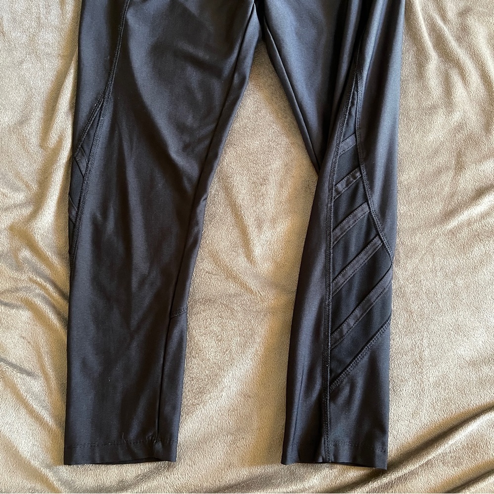 4 for 16$ Black Athletic Workout Leggings - Picture 6 of 9